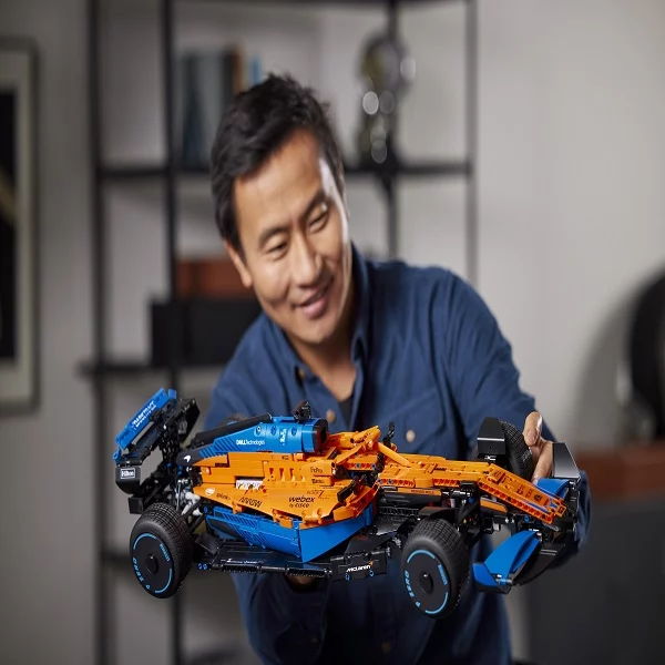 لگو سری تکنیک مدل McLaren Formula 1 Race Car کد 42141